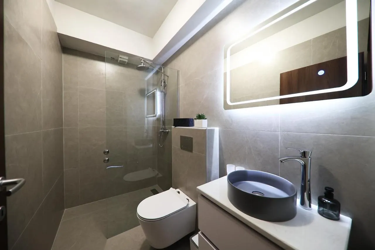 Beachfront Apartments And Rooms Sukosan