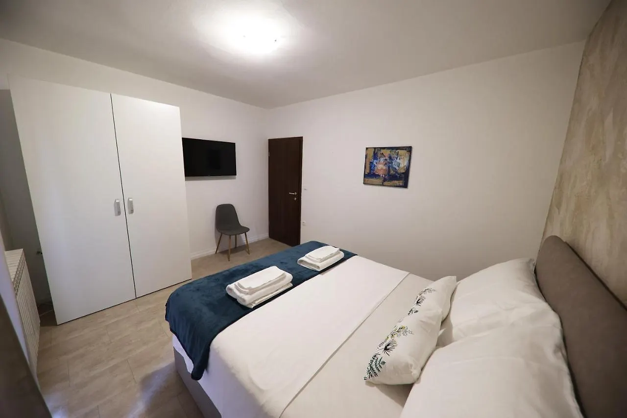 Beachfront Apartments And Rooms Sukosan 0*,  Croatia