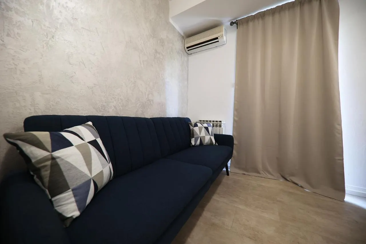 Beachfront Apartments And Rooms Sukosan Guest house