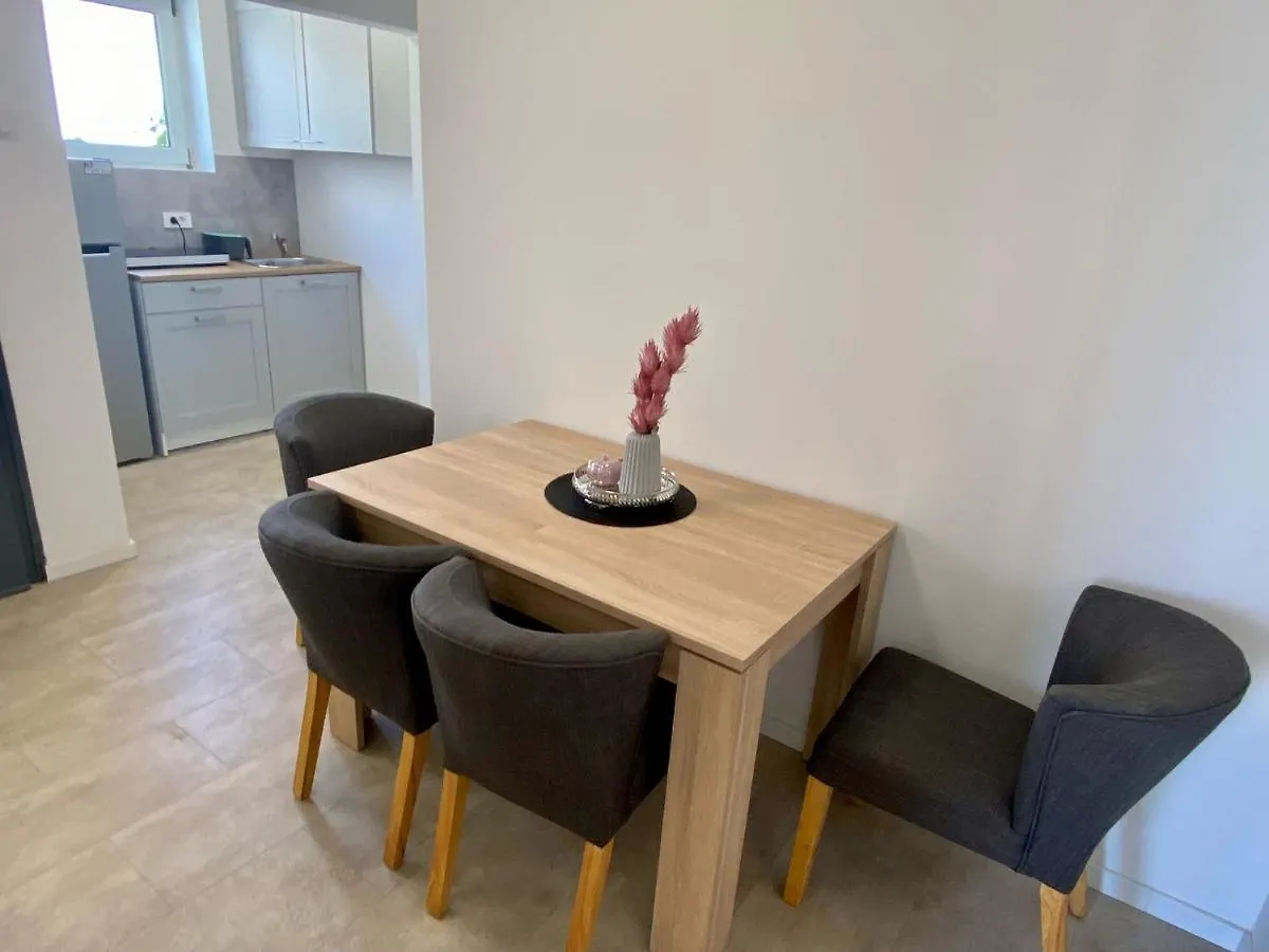 Beachfront Apartments And Rooms Sukosan Croatia