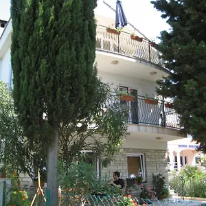  Apartment Petar
