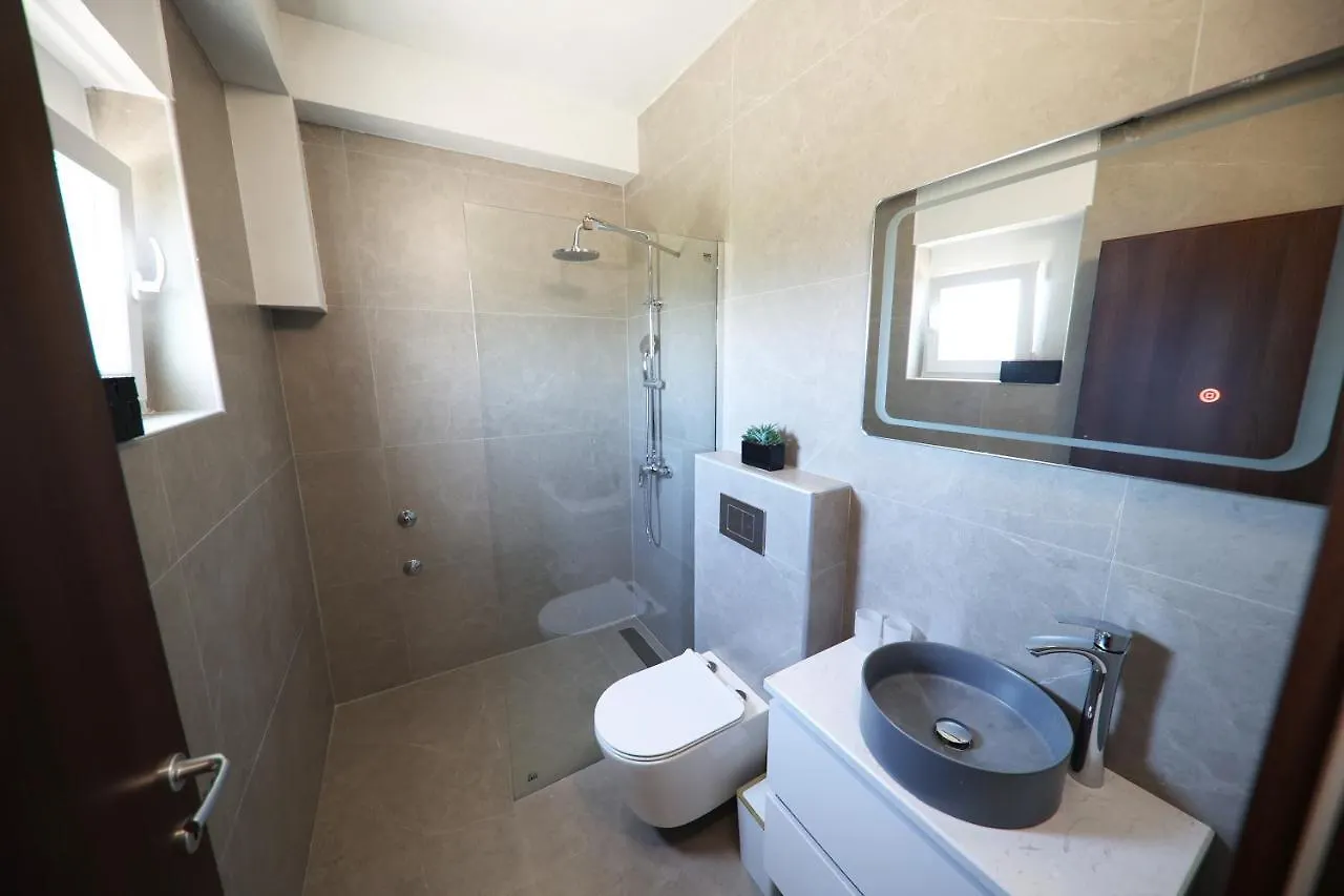 ゲストハウス Beachfront Apartments And Rooms Sukošan